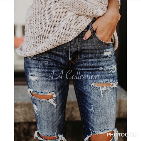 Distressed Denim Ripped Jeans Pants - Picture 2 of 3